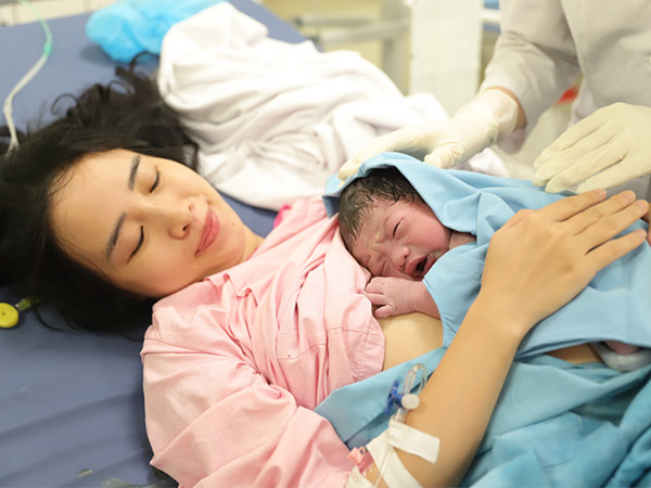 Nằm mơ thấy sinh đẻ có ý nghĩa gì trong cuộc sống