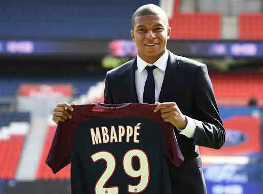 Mang áo số 29 trước sự kỳ vọng lớn của người hâm mộ PSG, Kylian Mbappe không hề có dấu hiệu suy giảm phong độ