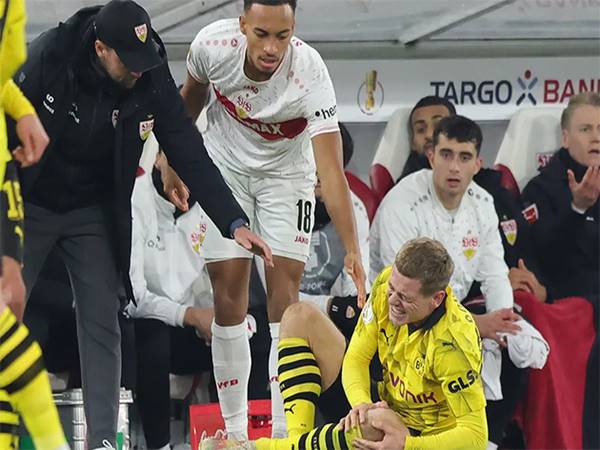 Tin bóng đá 12/12: Dortmund tìm kiếm một hậu vệ trái