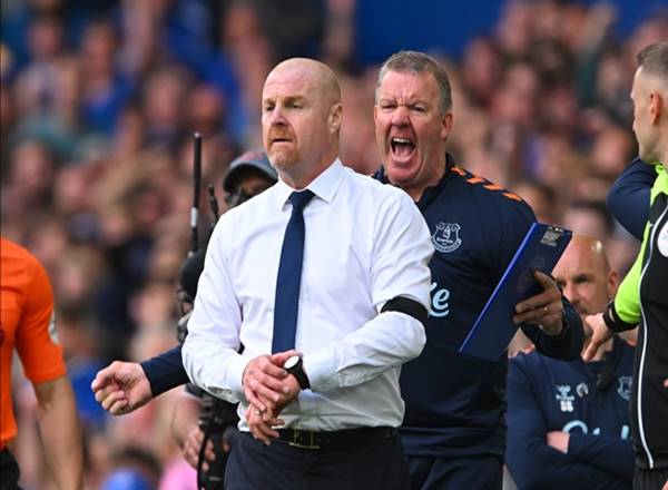 Bóng đá 15/1: Everton đối diện loạt án phạt tiếp