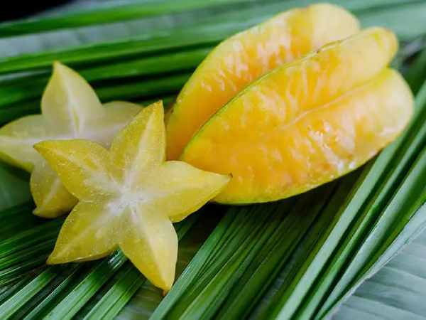 Mơ thấy quả khế bị sâu hoặc hỏng