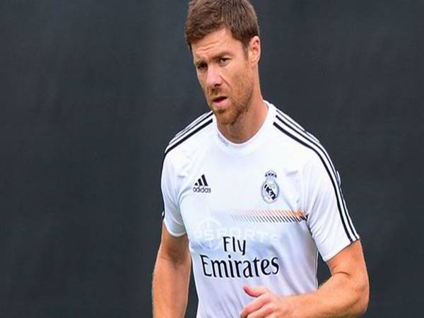 Xabi Alonso mặc áo số mấy trong hành trình sự nghiệp