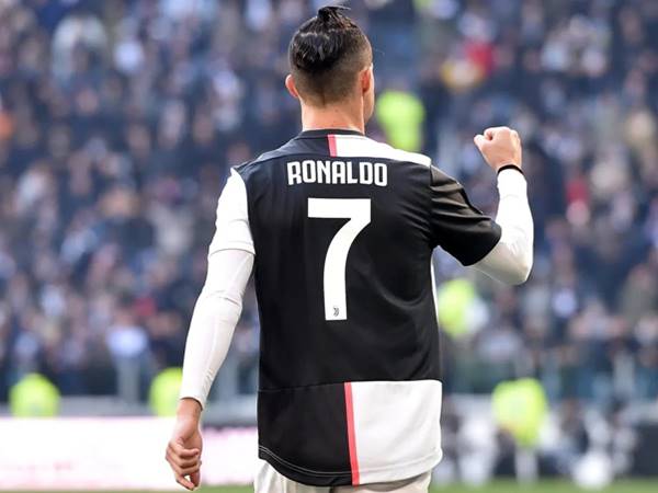 Các cầu thủ mang áo số 7 vĩ đại nhất lịch sử